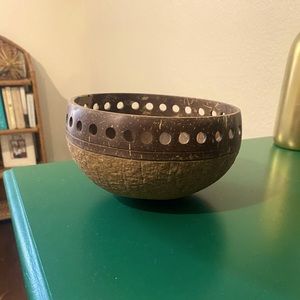 aesthetic coconut bowl